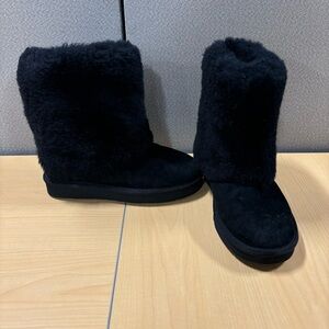 UGG Patten Sherpa Womens Size 5 Black Classic Outdoor Winter Boots